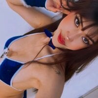 Ahri_Rouxxx webcam