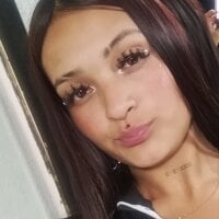 nathalia_gonzalez_t's Offline Chat Room