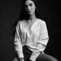 YasminaBrunette webcam