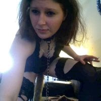 erinrogers' Offline Chat Room