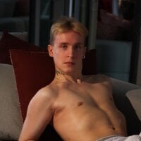 AlexxSweet's Avatar Pic