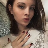 AprilAvery's Avatar Pic