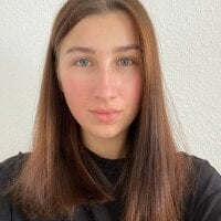 Nikey_molly's Offline Chat Room