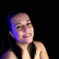 Saskyaa fully nude on webcam for live porn video chat