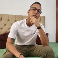 Offline chatovací místnost david_hotcumm