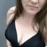 lilmissshy43 Offline Chatrum