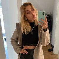 Allyson_Fiore_