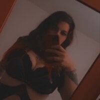 GothSuccubusBabe's Avatar Pic