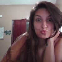 ห้องแชทออฟไลน์ของ TeganTrAIn