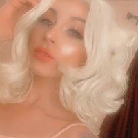 غرفة دردشة chanel_xxxo دون اتصال