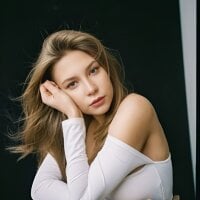 KatieFares' Offline Chat Room