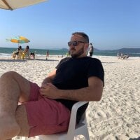 southamerican's Offline Chat Room