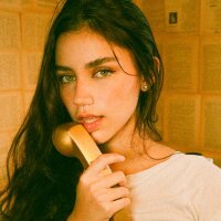 Grettabenett のキャスト：無料のライブセックス＆チャット | Stripchat