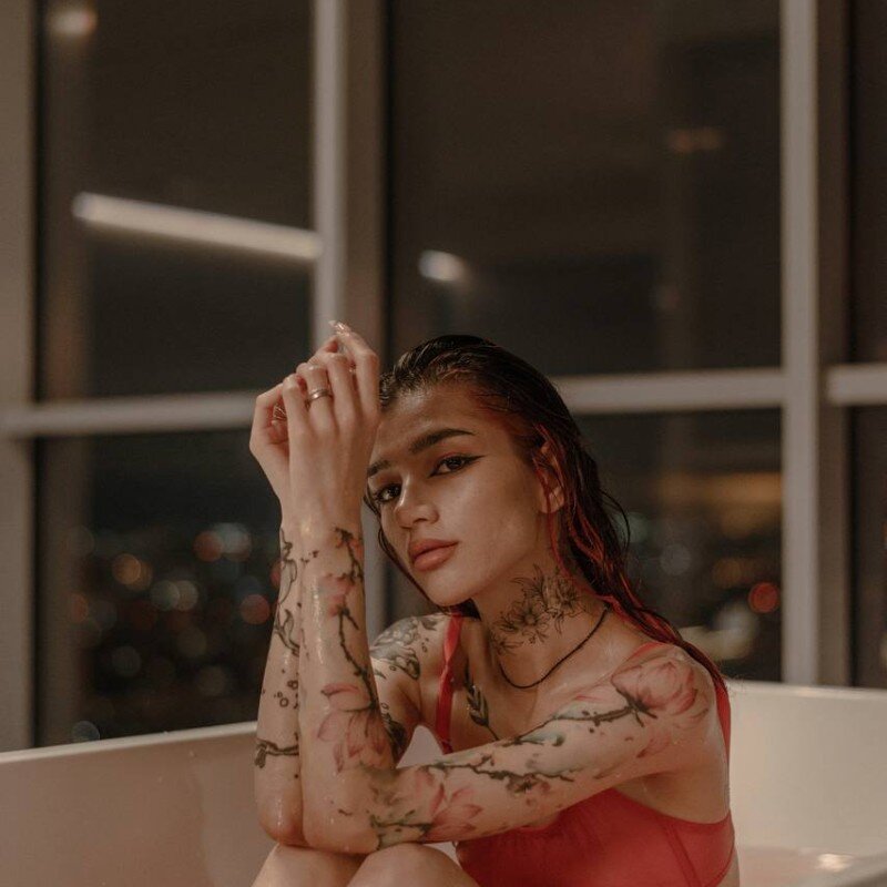 vinkitinkii's Stripchat show and profile