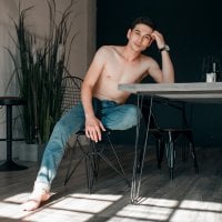 DAREN_DEEK's Offline Chat Room