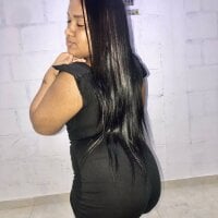 mia_alejandra21's Offline Chat Room