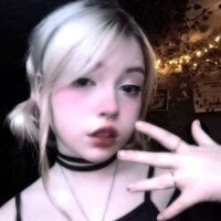 KizzieBranca model avatar
