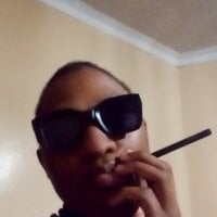 Troublebaddie model avatar