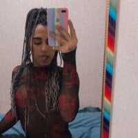 Trans_LatinsGirl19's Offline Chat Room