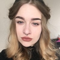 MADLEN_CLARK's Offline Chat Room