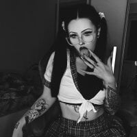 xxtina_ Adlı Modelin Çevrimdışı Sohbet Odası