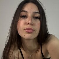 LeslieStein Adlı Modelin Avatarı