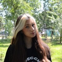 LoisGales webcam model