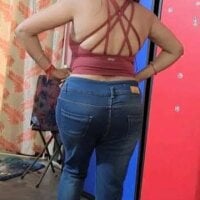 Sucking_queen01 webcam model