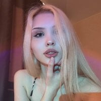 mae_barbiee webcam
