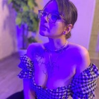 RILEY__ROSS' Offline Chat Room