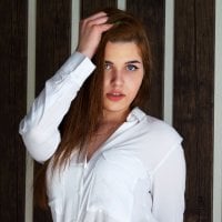 EmiliaBraun's Profile Pic