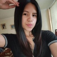 NikkyBlusx webcam model