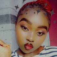 empress_bree Adlı Modelin Çevrimdışı Sohbet Odası