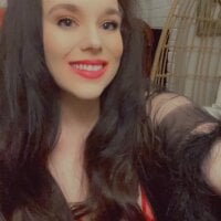 modernisticmilf Adlı Modelin Çevrimdışı Sohbet Odası