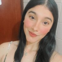 kalila_urriaga's Offline Chat Room