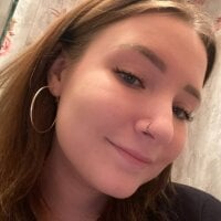 AnnisBrenton's Offline Chat Room