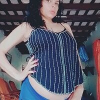 zarabrownx's Offline Chat Room