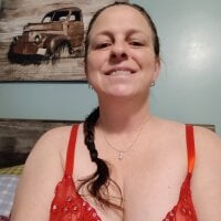HeartyApple9 webcam model
