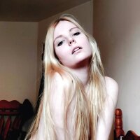 Kimmycrystal fully nude on webcam for live porn video chat