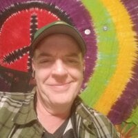 HighNhorny8inchBWC's Offline Chat Room