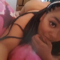 octavialily69 webcam model