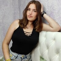 AdrianaClask's Offline Chat Room