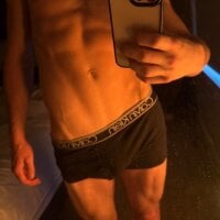 sculpteddesire model avatar