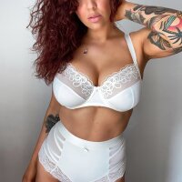Jessica-Jane's Offline Chat Room
