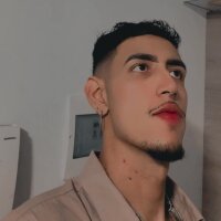 DaniellFaraday's Offline Chat Room