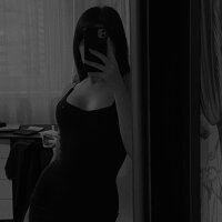 Emylia fully nude on webcam for live porn video chat