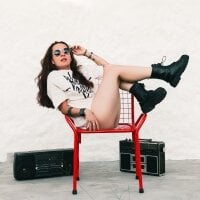 alaina_mars__'s Offline Chat Room