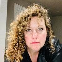 Sassycurls webcam model