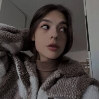 KateKollins Adlı Modelin Çevrimdışı Sohbet Odası