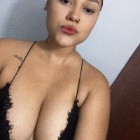 alexa_rose01 Offline Chatraum